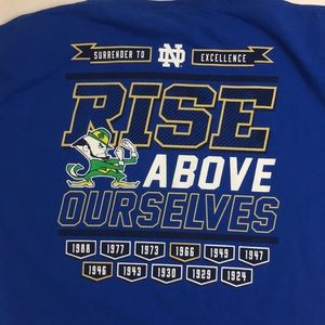 Notre Dame fighting Irish football T-shirt